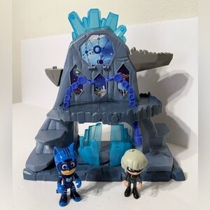 PJ Masks Super Moon Adventure Fortress Playset with Catboy and Luna Girl